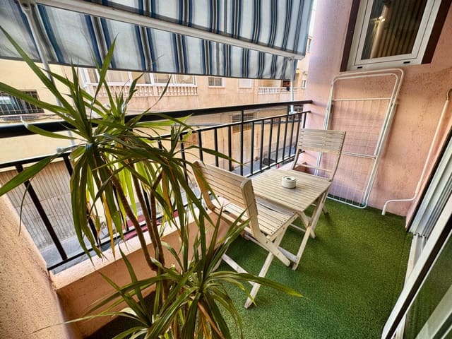 Studio à vendre à Nueva Torrevieja, Torrevieja avec piscine - 104 900 € (Ref: 9427415)