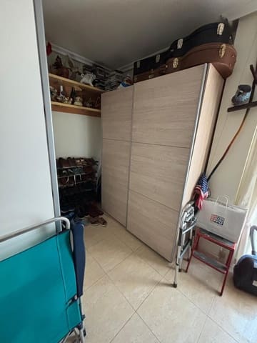 3 makuuhuone Huoneisto myytävänä paikassa Centro, Torrevieja mukana 
autotalli - 175 000 € (Ref: 9431008)