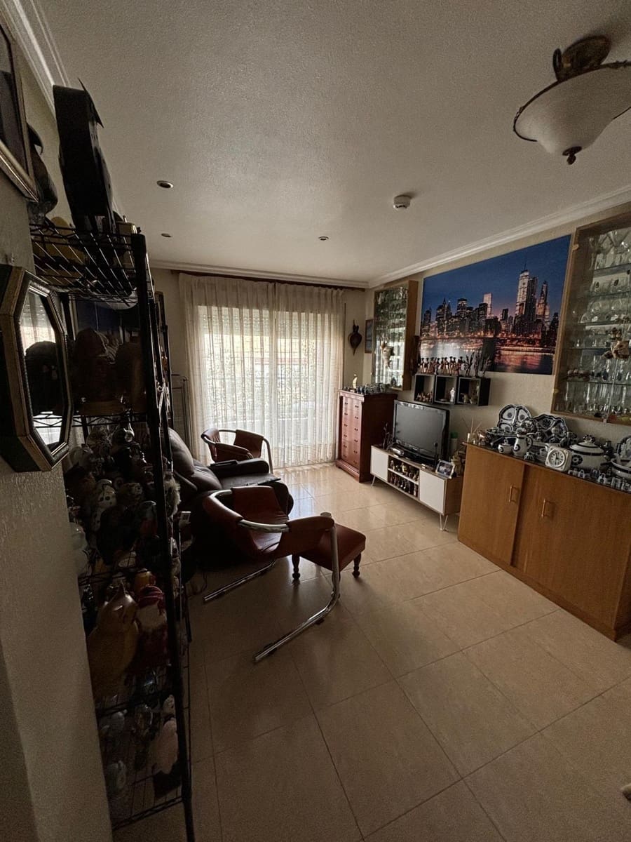 3 chambre Appartement à vendre à Torrevieja avec garage - 175 000 € (Ref: 9431008)