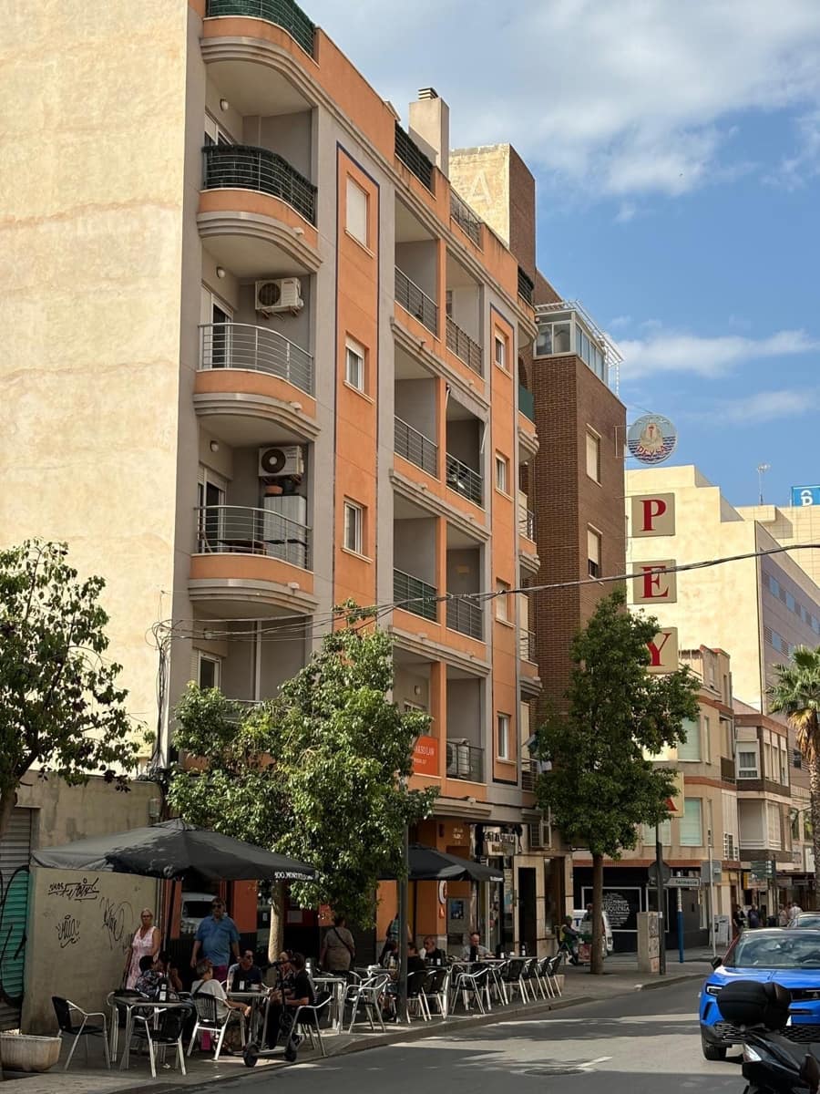 3 chambre Appartement à vendre à Torrevieja avec garage - 175 000 € (Ref: 9431008)