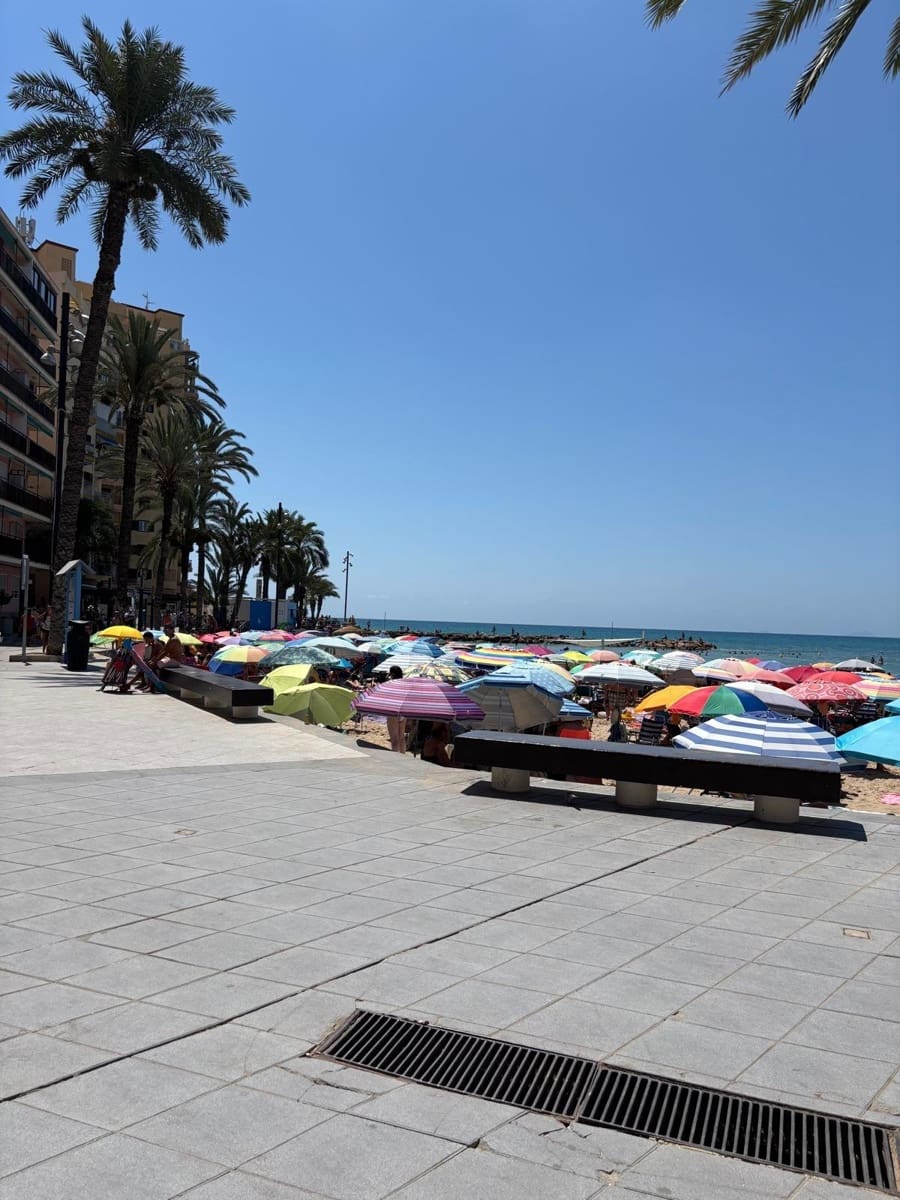 3 soverom Leilighet til salgs i Torrevieja - € 250 000 (Ref: 9431009)