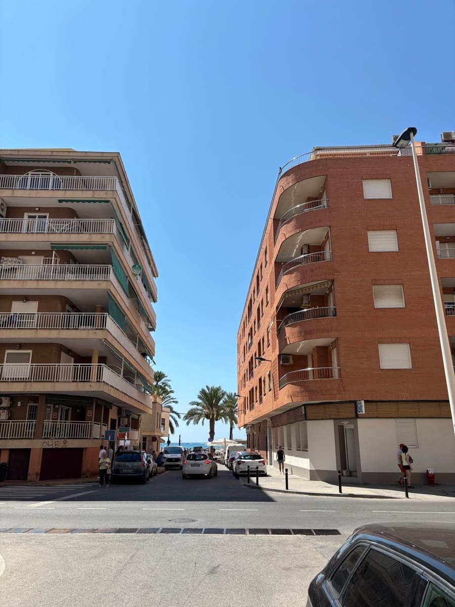 3 soverom Leilighet til salgs i Torrevieja - € 250 000 (Ref: 9431009)