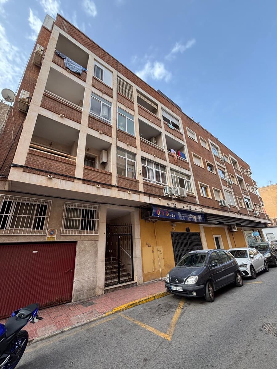 3 makuuhuone Kattohuoneisto myytävänä paikassa Torrevieja - 150 000 € (Ref: 9431010)