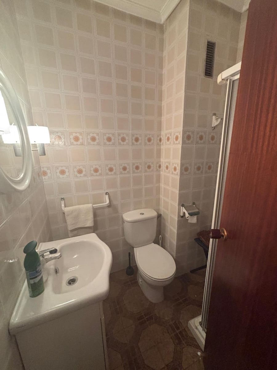 Apartamento de 3 habitaciones en Torrevieja en venta - 170.000 € (Ref: 9435952)