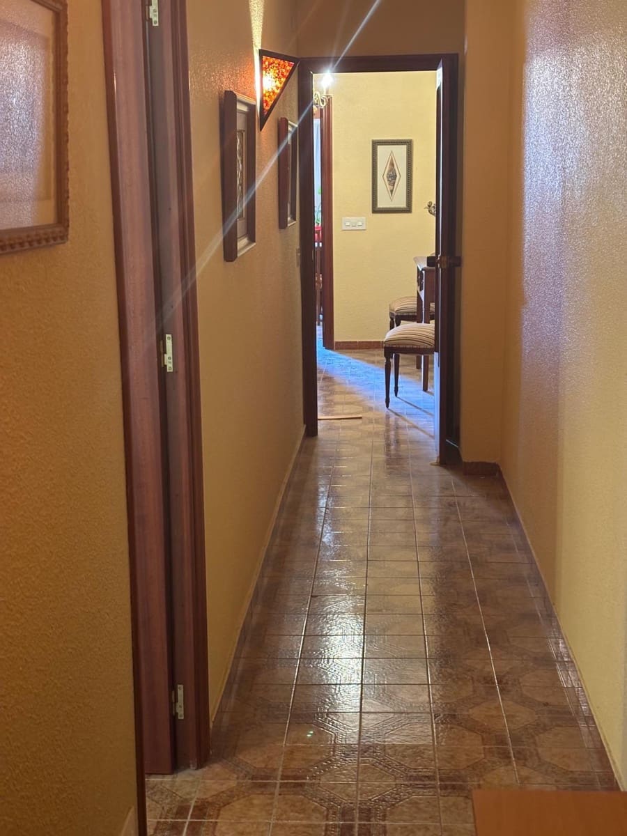 Apartamento de 3 habitaciones en Torrevieja en venta - 170.000 € (Ref: 9435952)