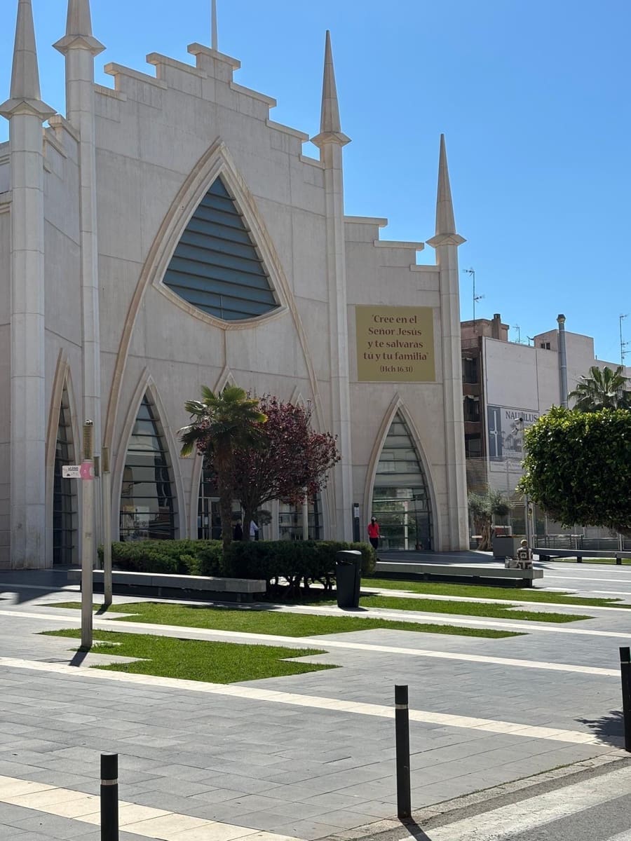 Apartamento de 3 habitaciones en Torrevieja en venta - 170.000 € (Ref: 9435952)