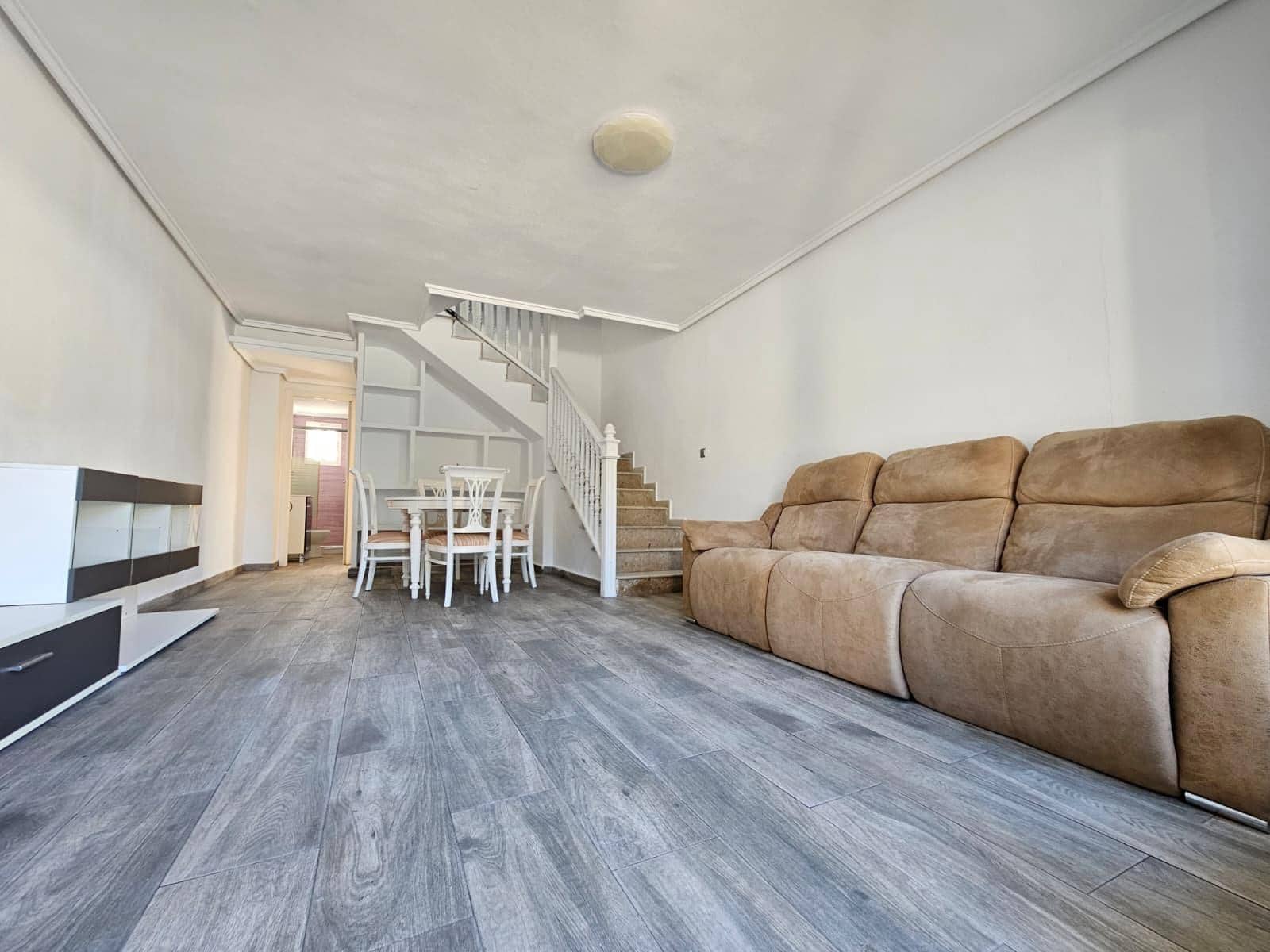 3 soveværelse Rækkehus til salg i Punta Prima - € 189.900 (Ref: 9449579)