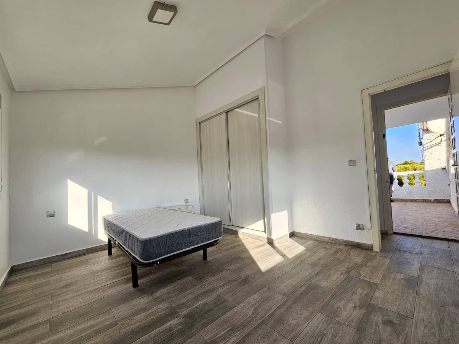 3 soveværelse Rækkehus til salg i Punta Prima - € 189.900 (Ref: 9449579)