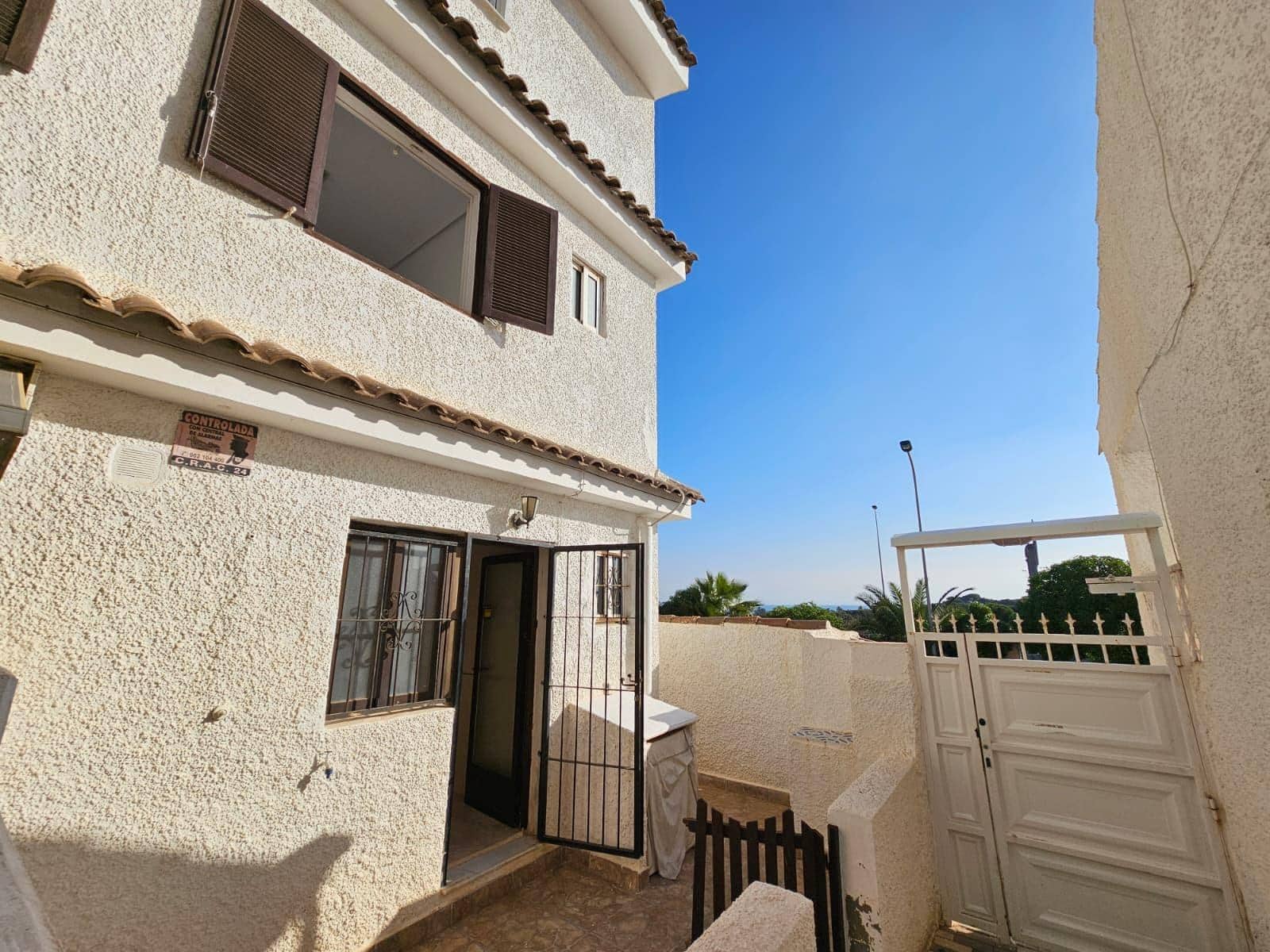 3 soveværelse Rækkehus til salg i Punta Prima - € 189.900 (Ref: 9449579)