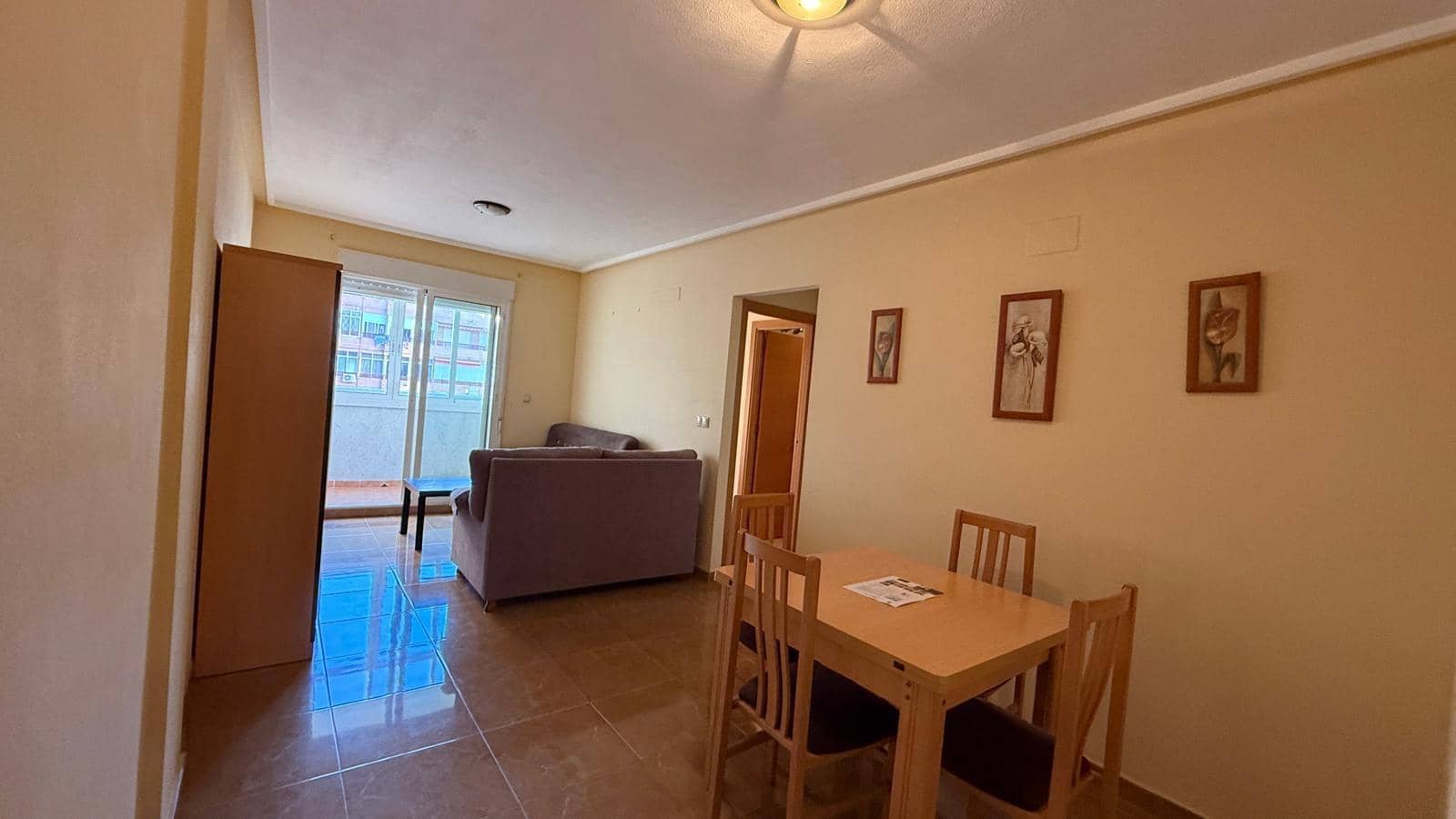 2 bedroom Apartment for sale in Torrevieja - € 129,500 (Ref: 9491614)