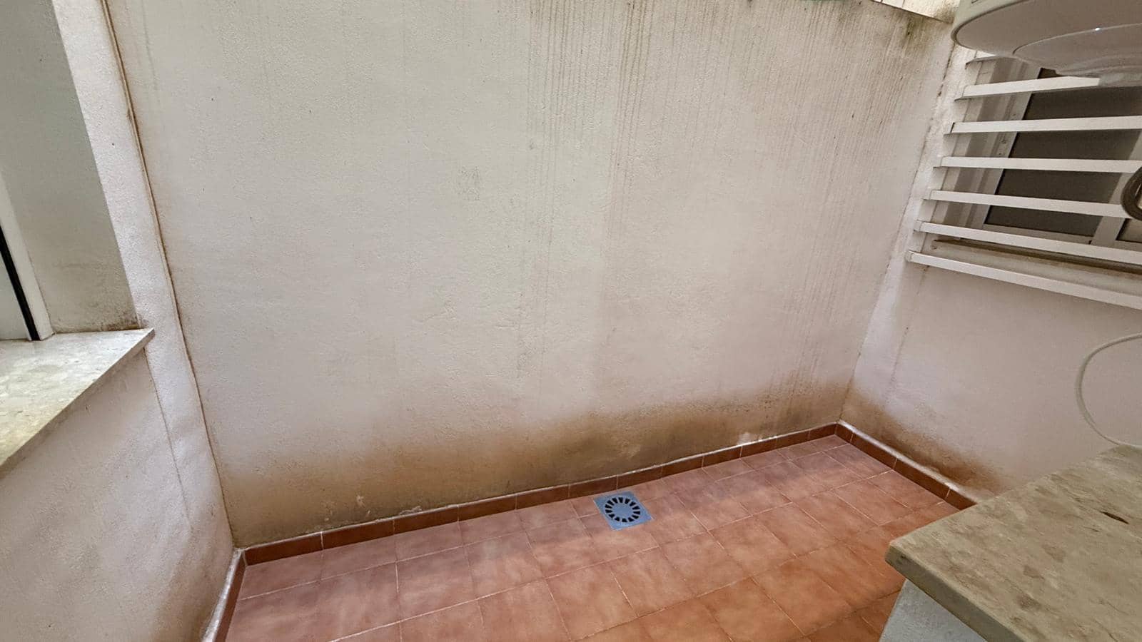 2 bedroom Apartment for sale in Torrevieja - € 129,500 (Ref: 9491614)