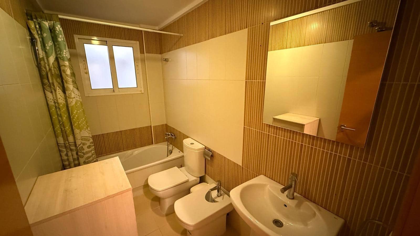 2 bedroom Apartment for sale in Torrevieja - € 129,500 (Ref: 9491614)