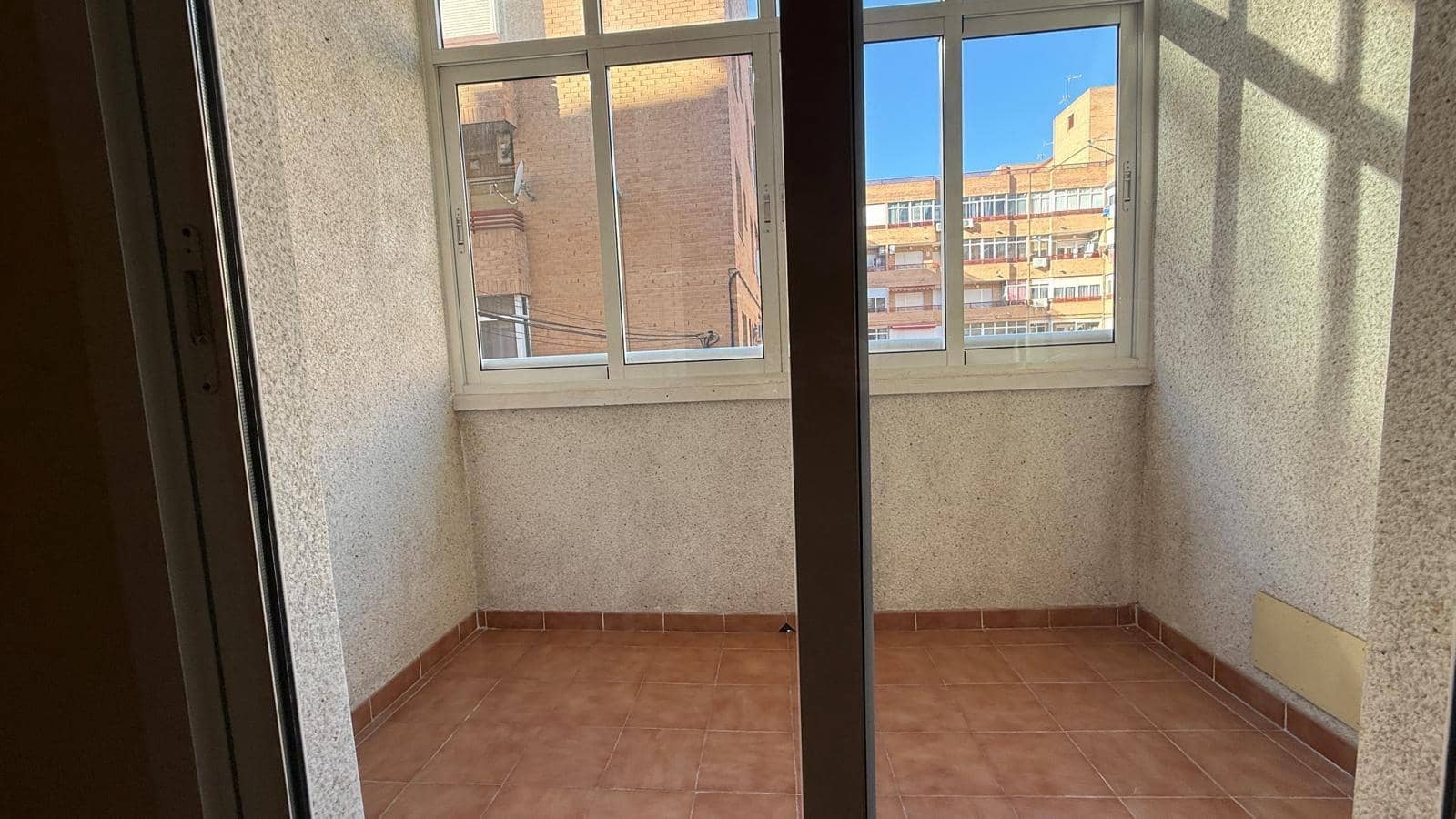 2 bedroom Apartment for sale in Torrevieja - € 129,500 (Ref: 9491614)