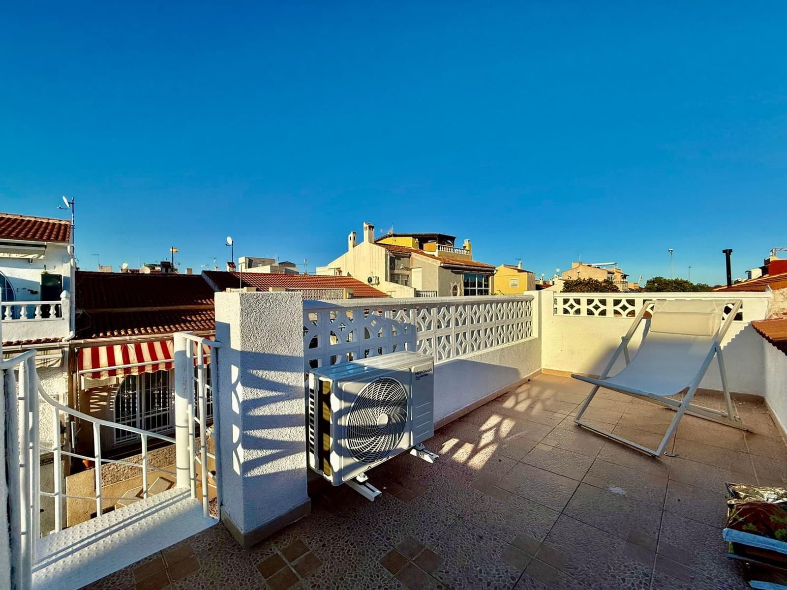 2 soveværelse Rækkehus til salg i Torrevieja - € 149.000 (Ref: 9496353)