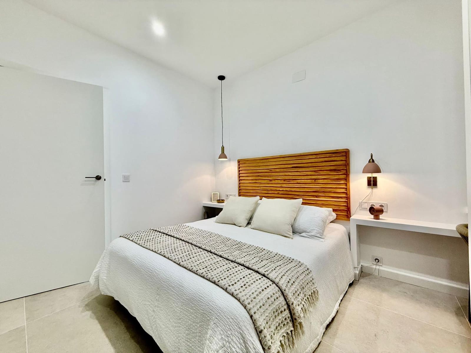 2 slaapkamer Rijtjeshuis te koop in Torrevieja - € 149.000 (Ref: 9496353)