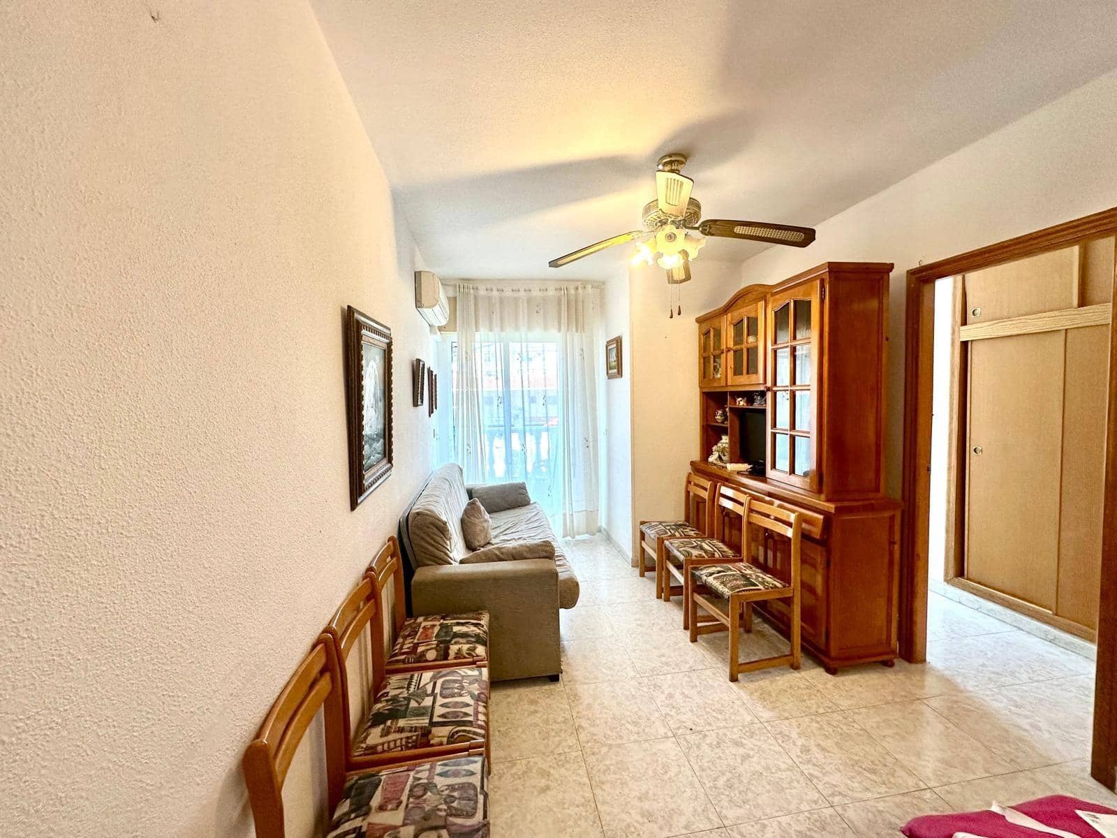 2 sovrum Lägenhet till salu i Torrevieja - 116 000 € (Ref: 9502584)
