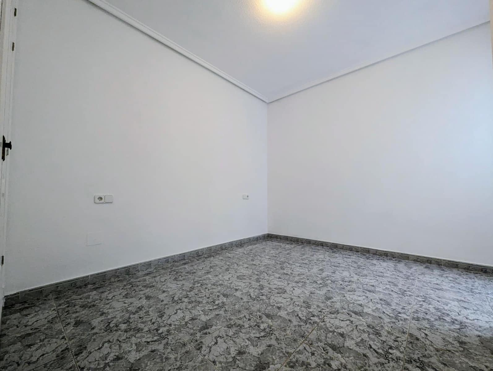 2 soverom Leilighet til salgs i Torrevieja - € 126 000 (Ref: 9519162)