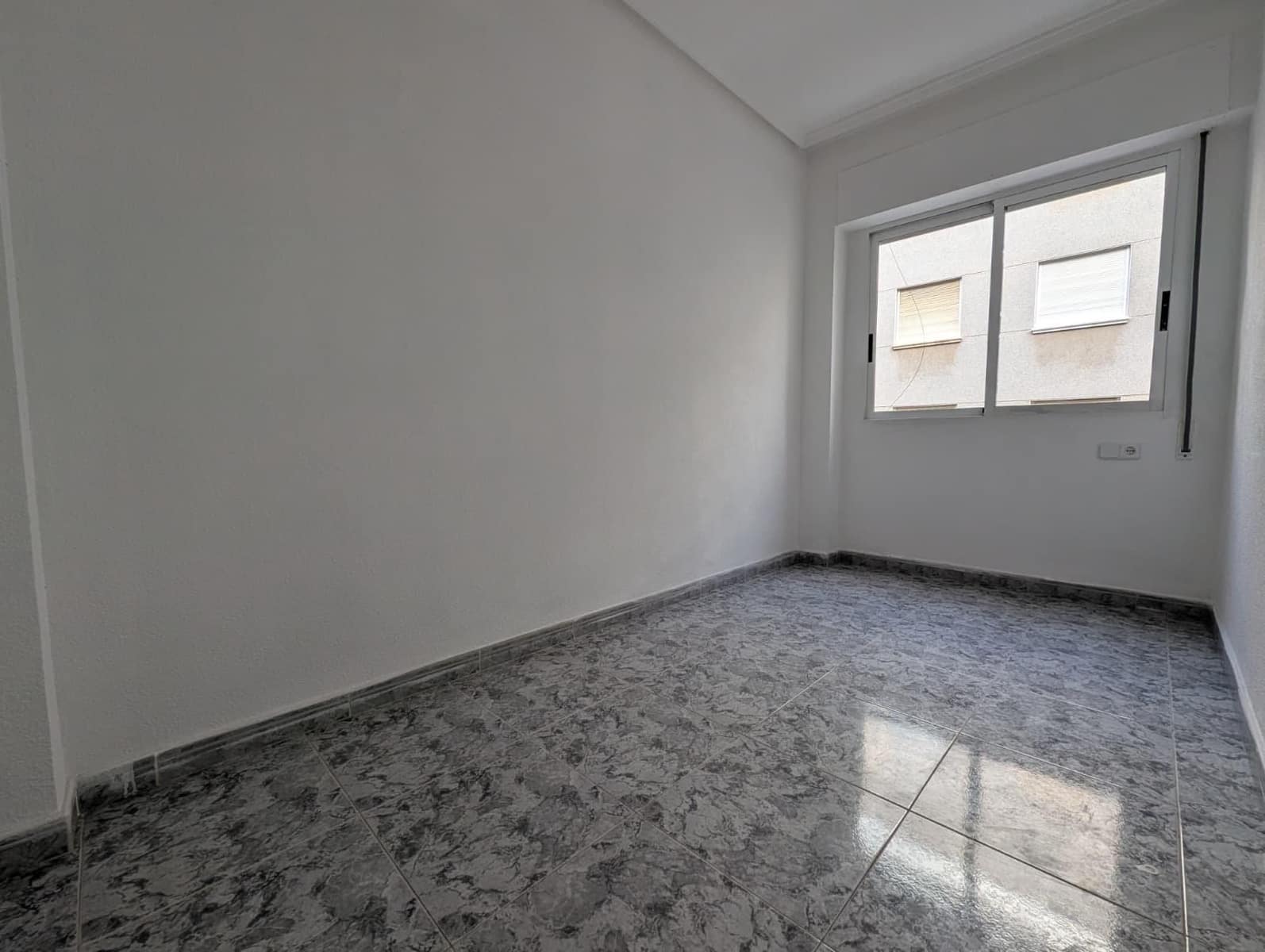 2 soverom Leilighet til salgs i Torrevieja - € 126 000 (Ref: 9519162)