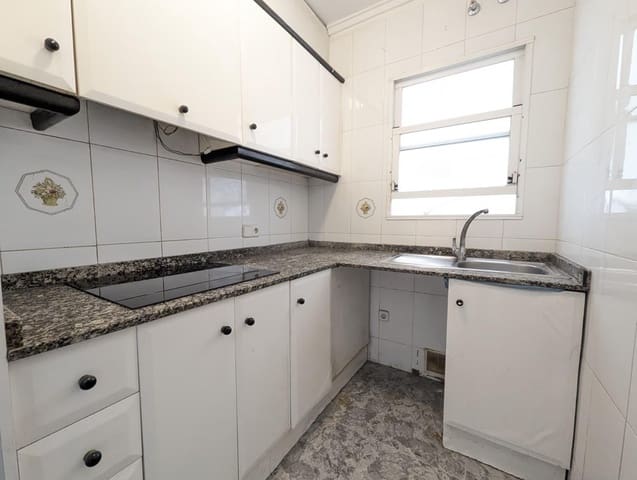 Apartamento de 2 habitaciones en Centro, Torrevieja en venta - 126.000 € (Ref: 9519162)