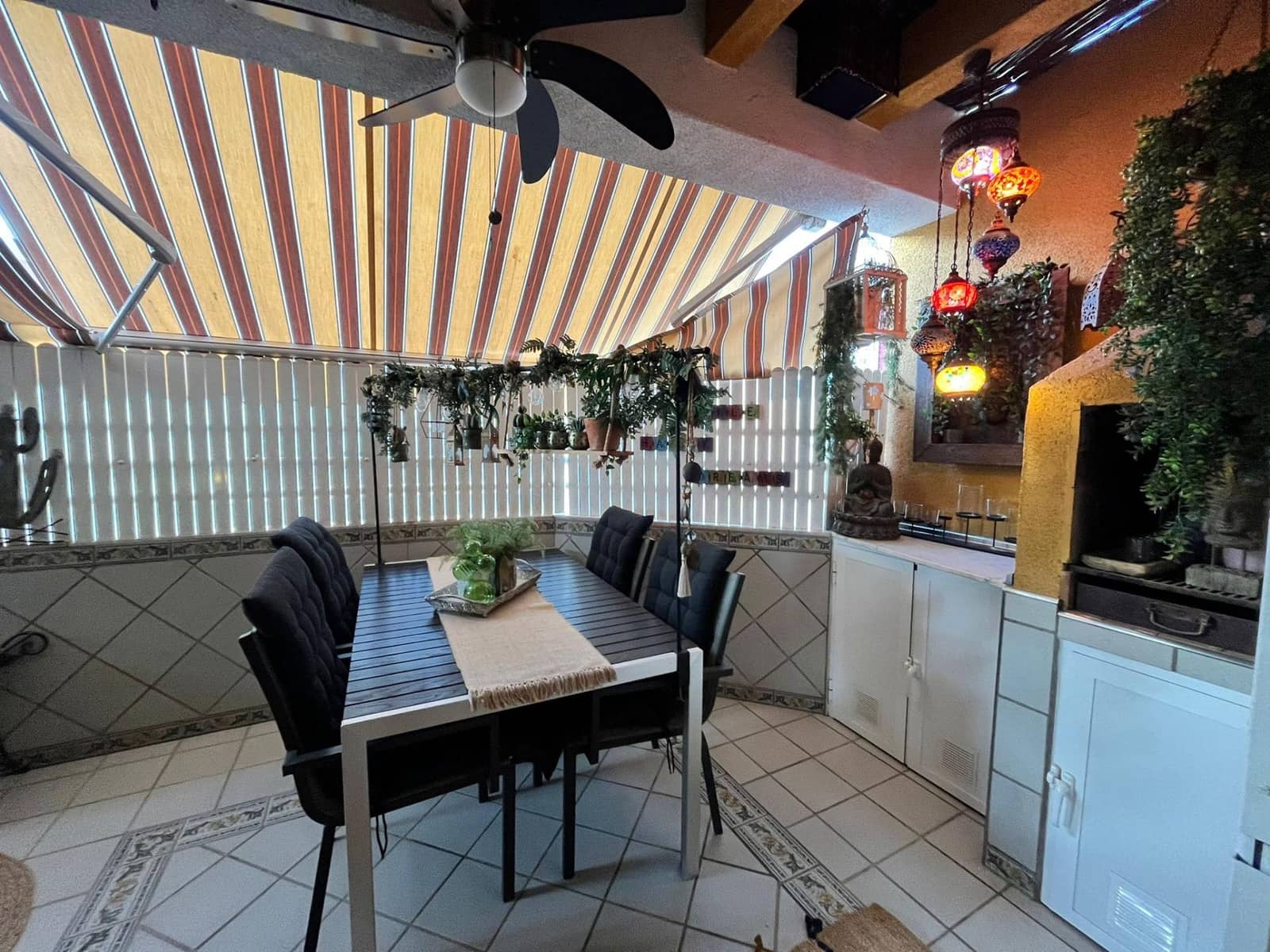 Ático de 3 habitaciones en Torrevieja en venta - 260.000 € (Ref: 9541607)