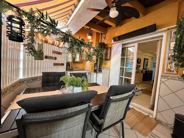 3 soveværelse Penthouse til salg i Centro, Torrevieja - € 260.000 (Ref: 9541607)