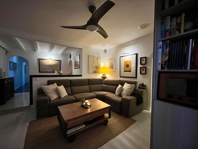 3 soveværelse Penthouse til salg i Centro, Torrevieja - € 260.000 (Ref: 9541607)