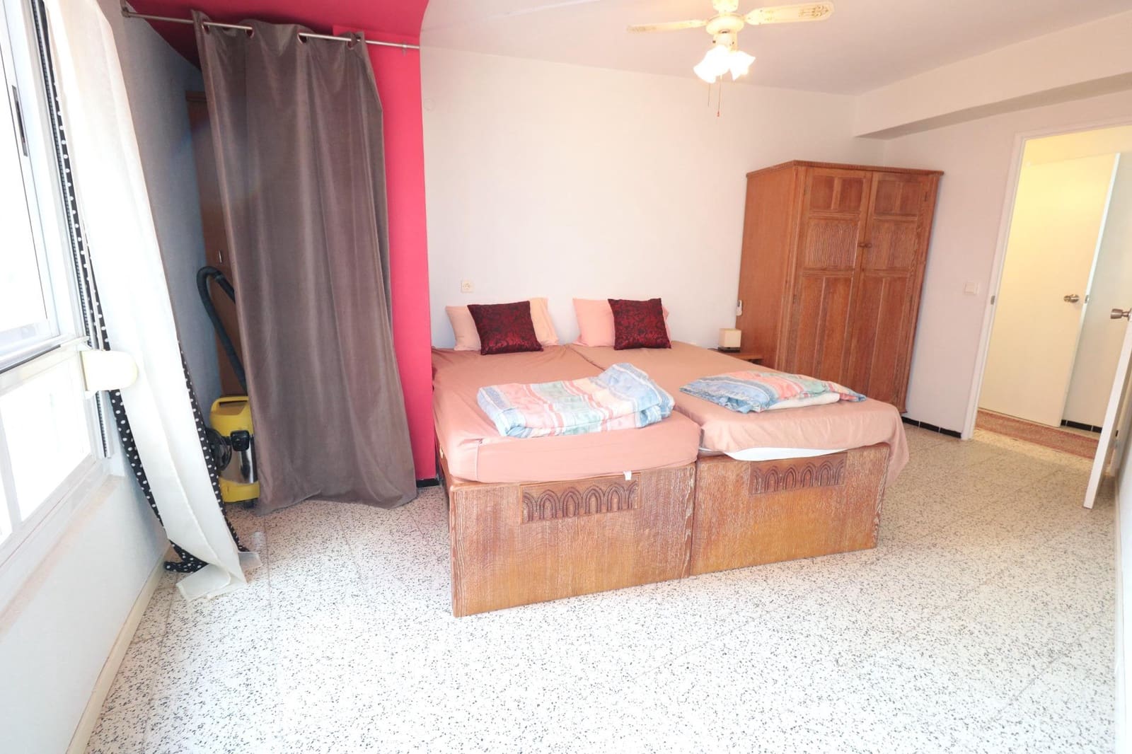 Apartamento de 3 habitaciones en Torrevieja en venta - 230.000 € (Ref: 9556046)