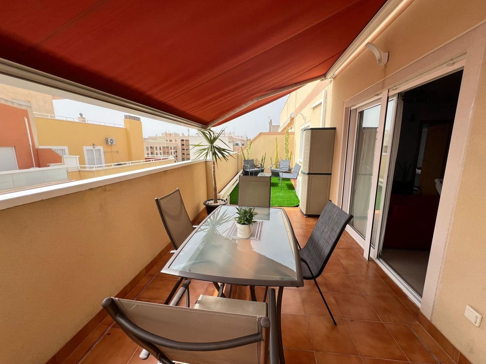 2 chambre Penthouse à vendre à Torrevieja - 161 000 € (Ref: 9565405)