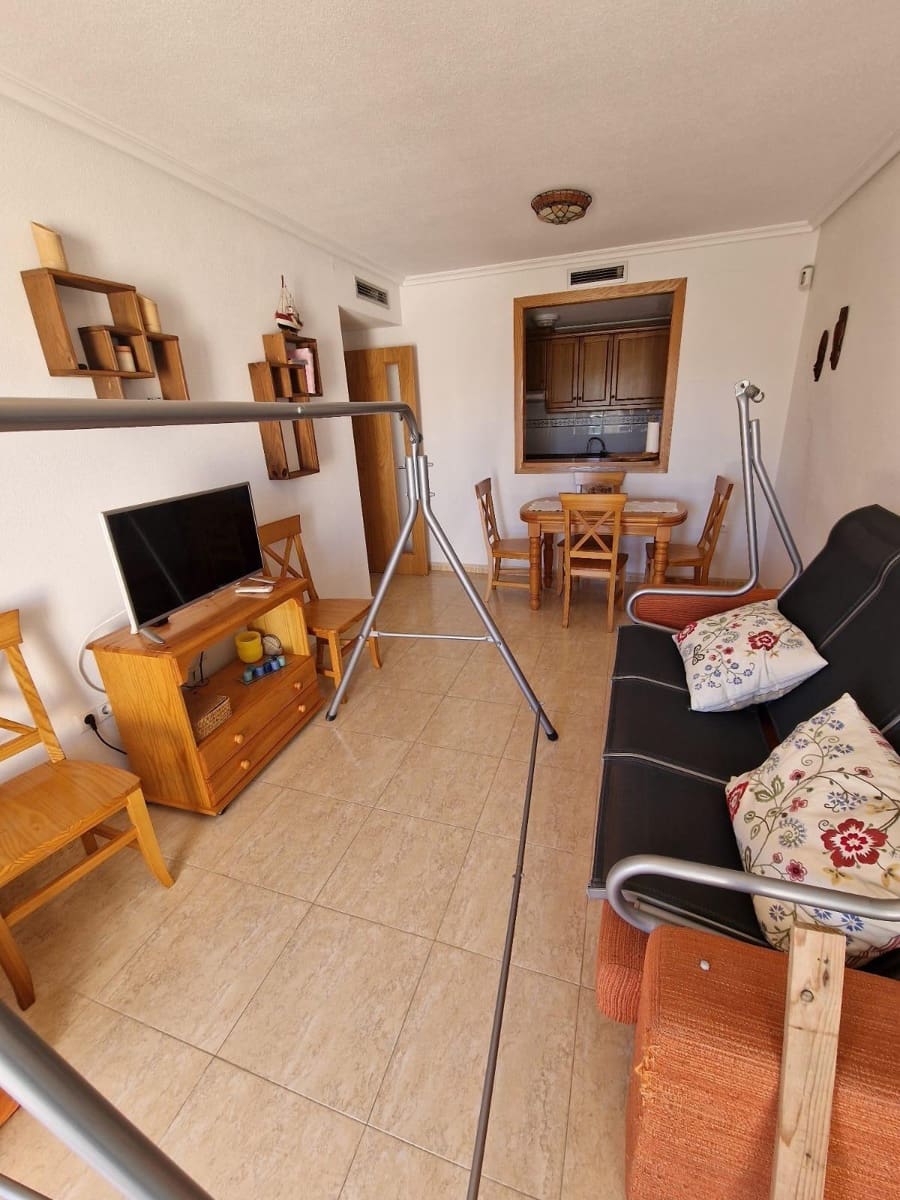 2 makuuhuone Huoneisto myytävänä paikassa Guardamar del Segura mukana 
autotalli - 167 800 € (Ref: 9591512)