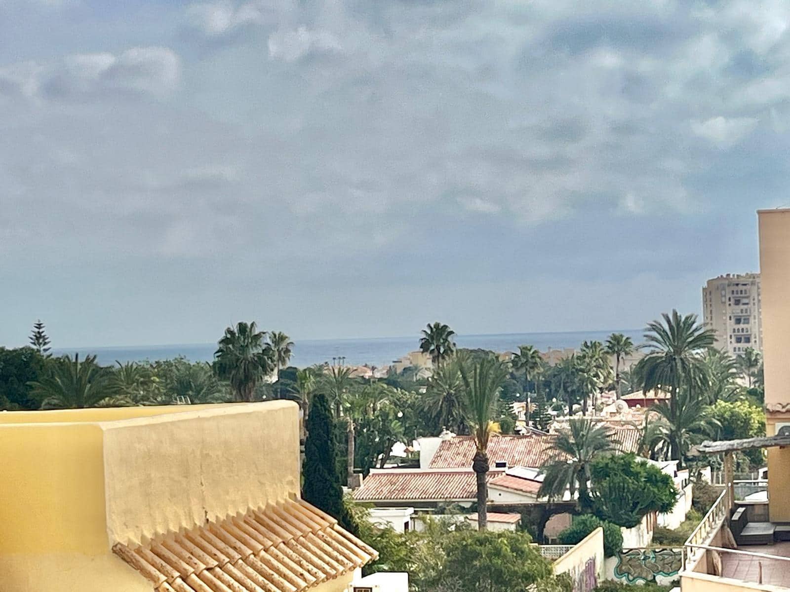 Studio te koop in Torrevieja met zwembad - € 82.000 (Ref: 9656264)