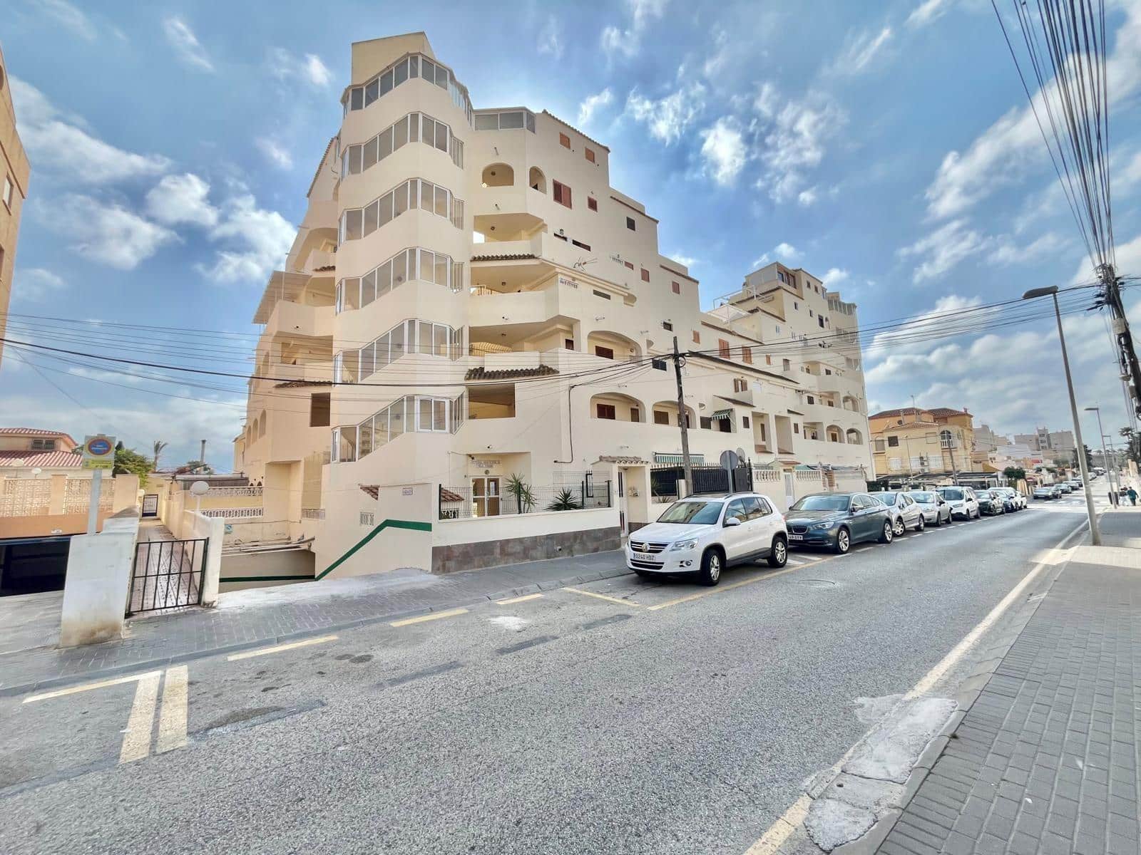 Studio te koop in Torrevieja met zwembad - € 82.000 (Ref: 9656264)