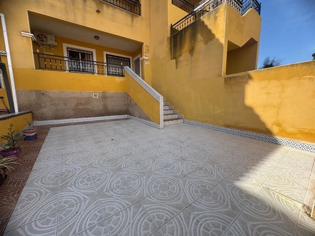 2 makuuhuone Bungalow myytävänä paikassa Los Montesinos mukana uima-altaan - 140 000 € (Ref: 9659580)