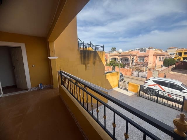 2 makuuhuone Bungalow myytävänä paikassa Los Montesinos mukana uima-altaan - 140 000 € (Ref: 9659580)