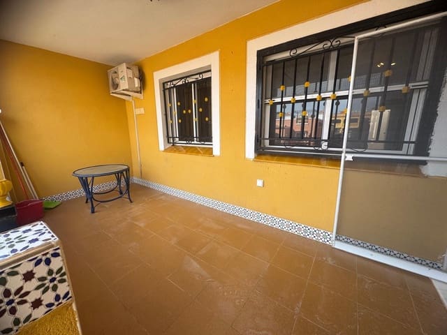 2 makuuhuone Bungalow myytävänä paikassa Los Montesinos mukana uima-altaan - 140 000 € (Ref: 9659580)