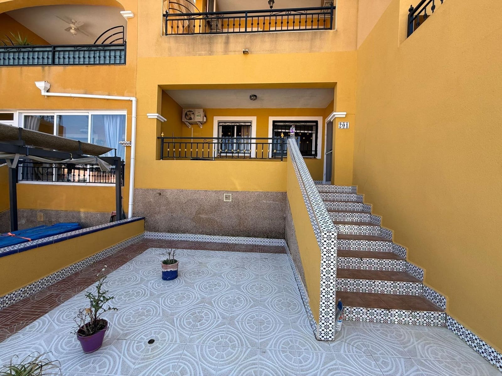 2 camera da letto Bungalow in vendita in Los Montesinos con piscina - 136.000 € (Rif: 9659580)