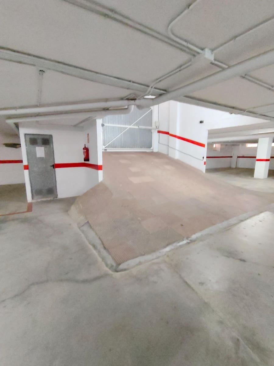 Apartamento de 2 habitaciones en Torrevieja en venta con garaje - 149.900 € (Ref: 9712146)