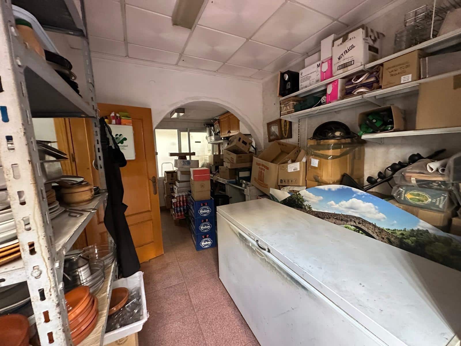 Comercial para venda em Torrevieja - 120 000 € (Ref: 9715070)