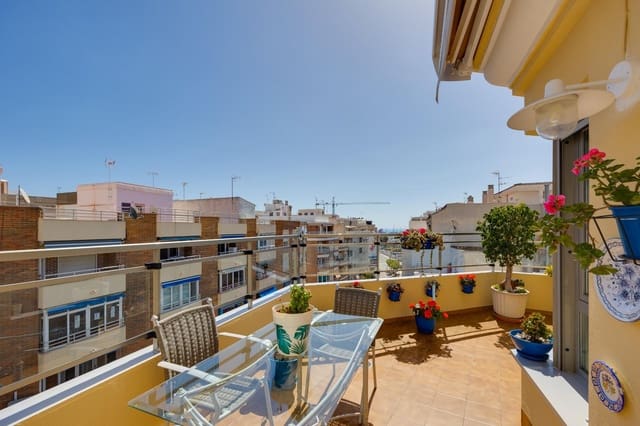 2 chambre Penthouse à vendre à Puerto Deportivo, Torrevieja - 215 000 € (Ref: 9735706)
