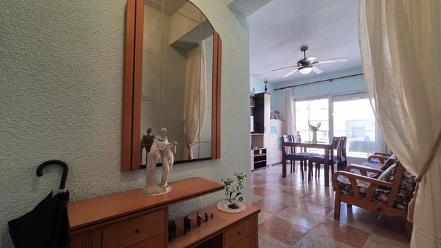 3 quarto Apartamento para venda em Las Piscinas Naturales, Torrevieja - 149 000 € (Ref: 9786729)