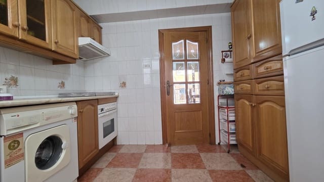 3 quarto Apartamento para venda em Las Piscinas Naturales, Torrevieja - 149 000 € (Ref: 9786729)