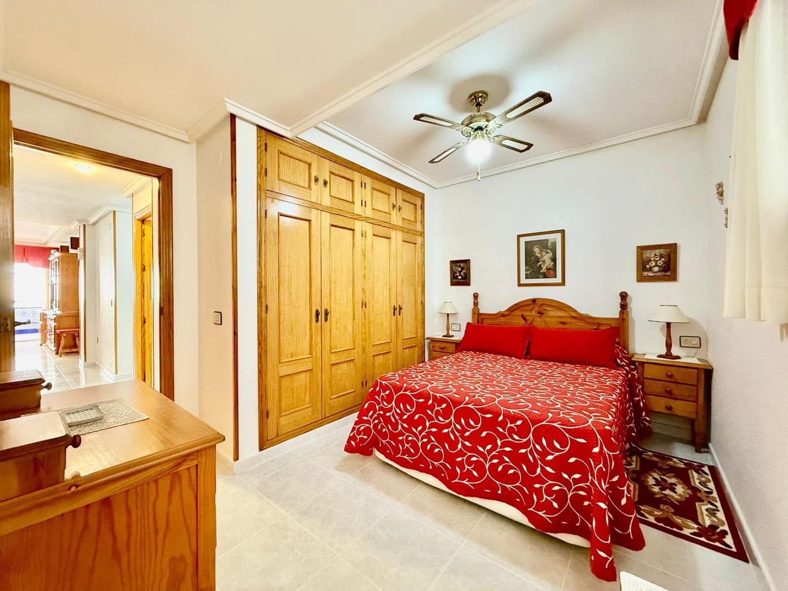 2 sovrum Lägenhet till salu i Torrevieja med garage - 149 900 € (Ref: 9804505)