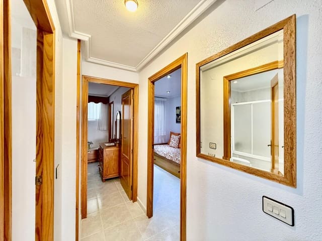 2 sovrum Lägenhet till salu i Avenida Habaneras - Curva de Palangre, Torrevieja med garage - 149 900 € (Ref: 9804505)