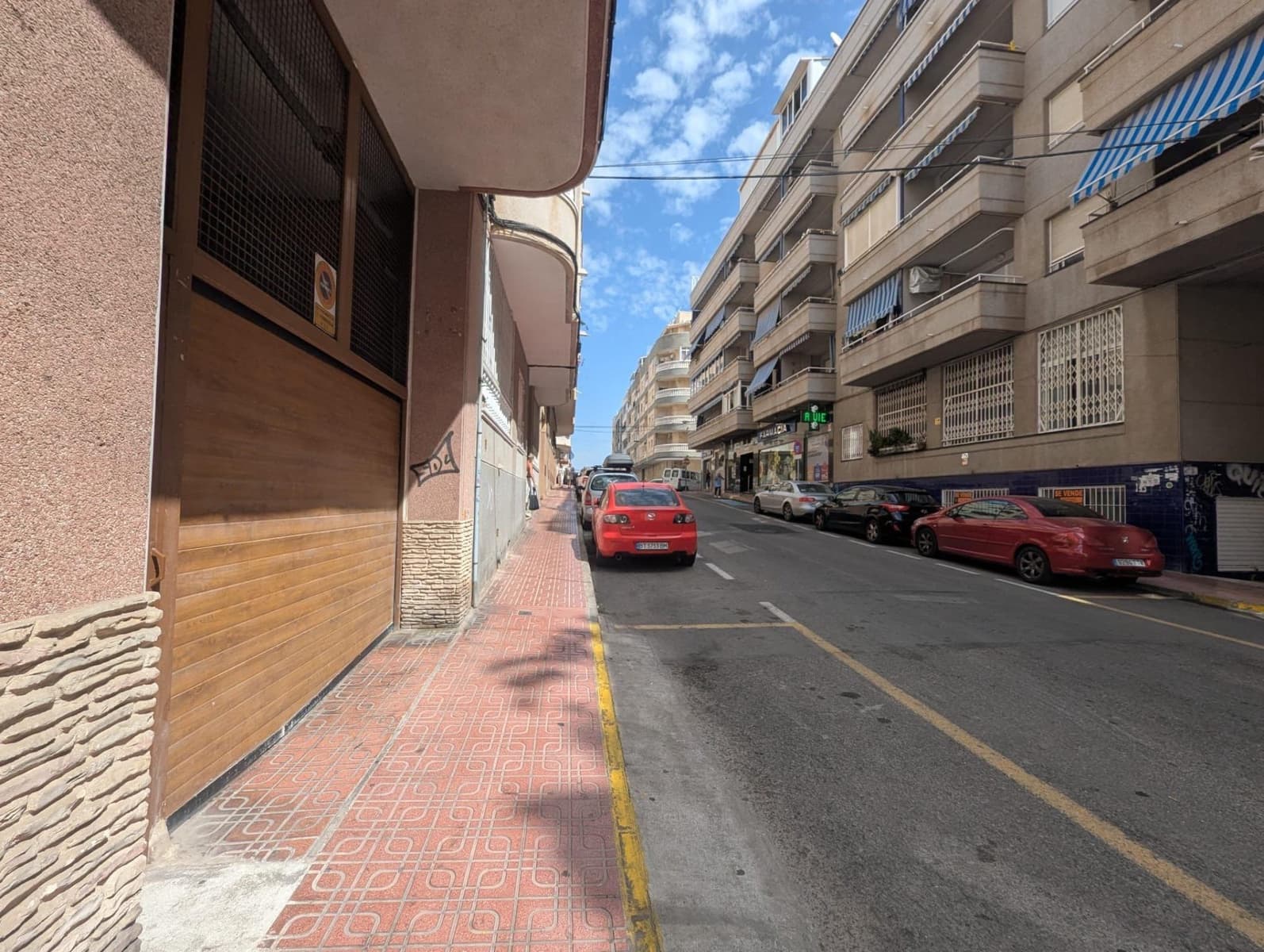 2 sovrum Lägenhet till salu i Torrevieja med garage - 149 900 € (Ref: 9804505)