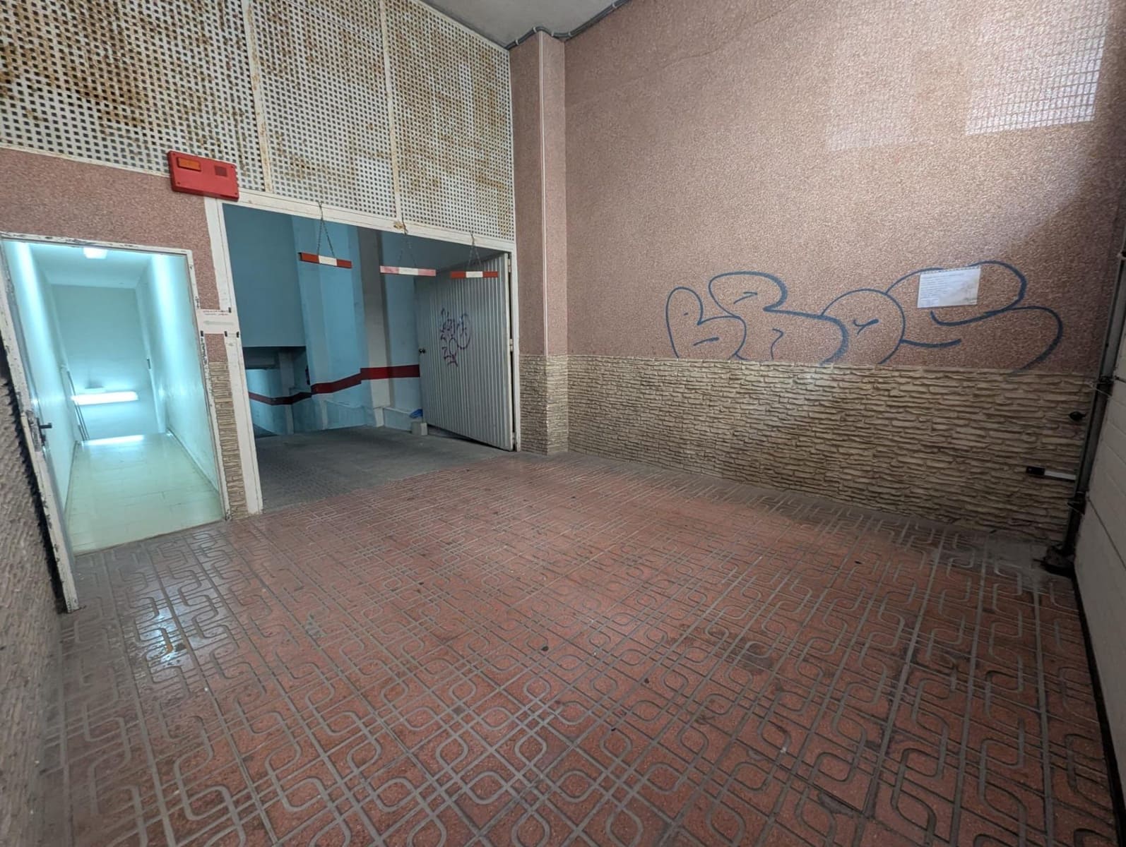 2 sovrum Lägenhet till salu i Torrevieja med garage - 149 900 € (Ref: 9804505)