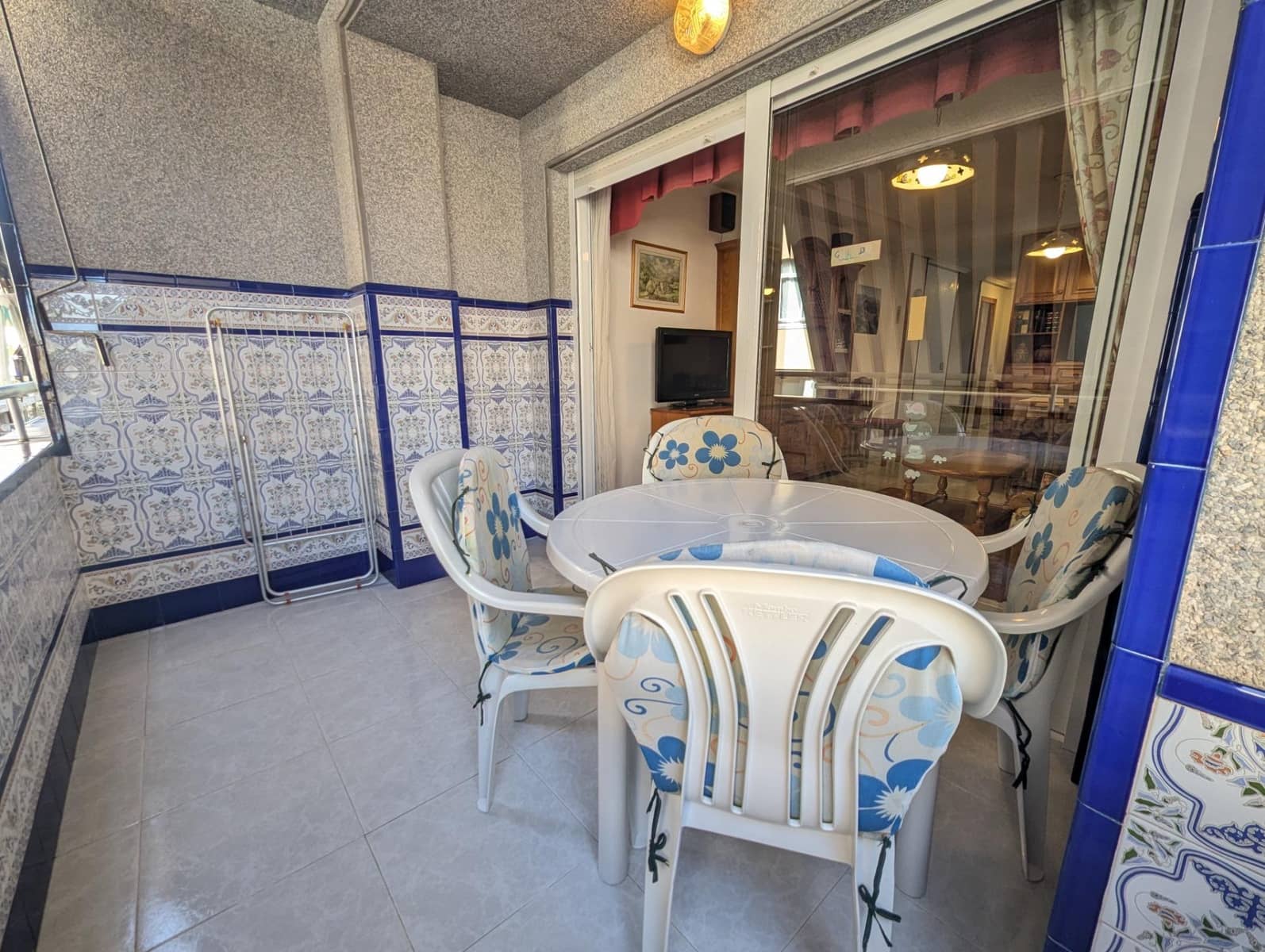 2 sovrum Lägenhet till salu i Torrevieja med garage - 149 900 € (Ref: 9804505)