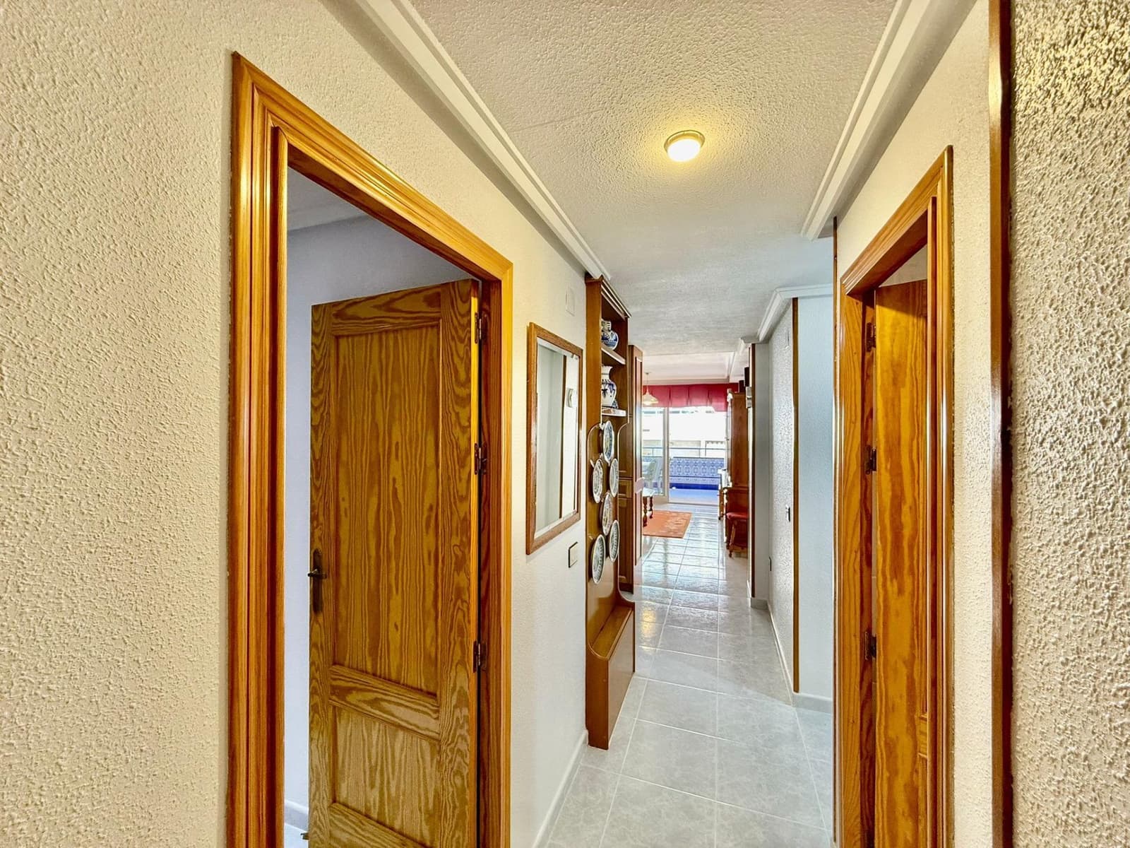 2 sovrum Lägenhet till salu i Torrevieja med garage - 149 900 € (Ref: 9804505)