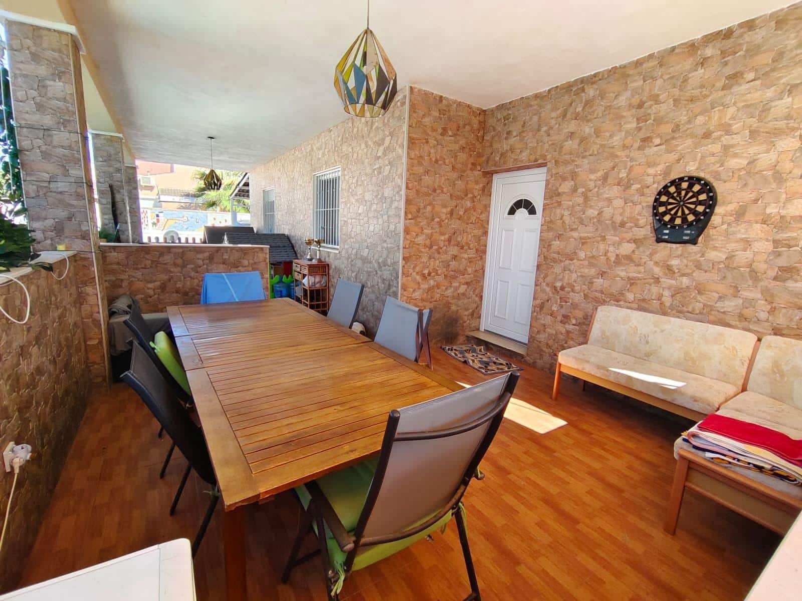 3 makuuhuone Huvila myytävänä paikassa Torrevieja mukana uima-altaan - 410 000 € (Ref: 9806609)