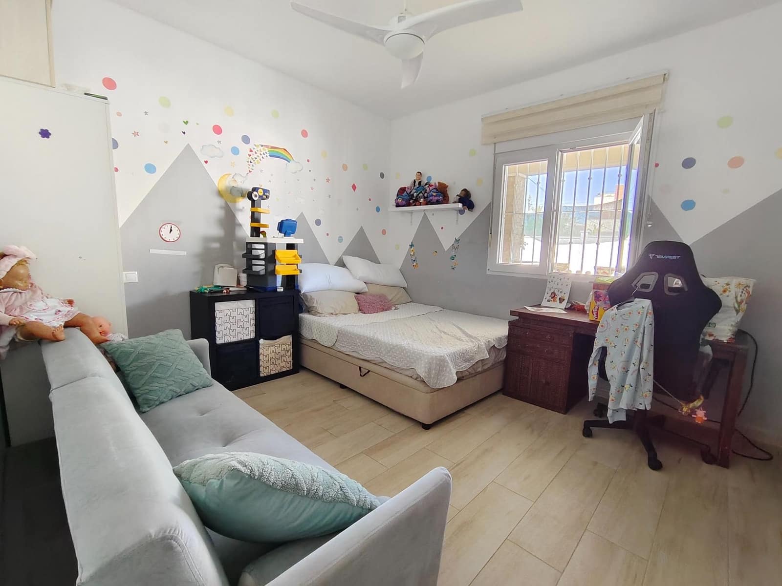 3 bedroom Villa for sale in Torrevieja with pool - € 410,000 (Ref: 9806609)