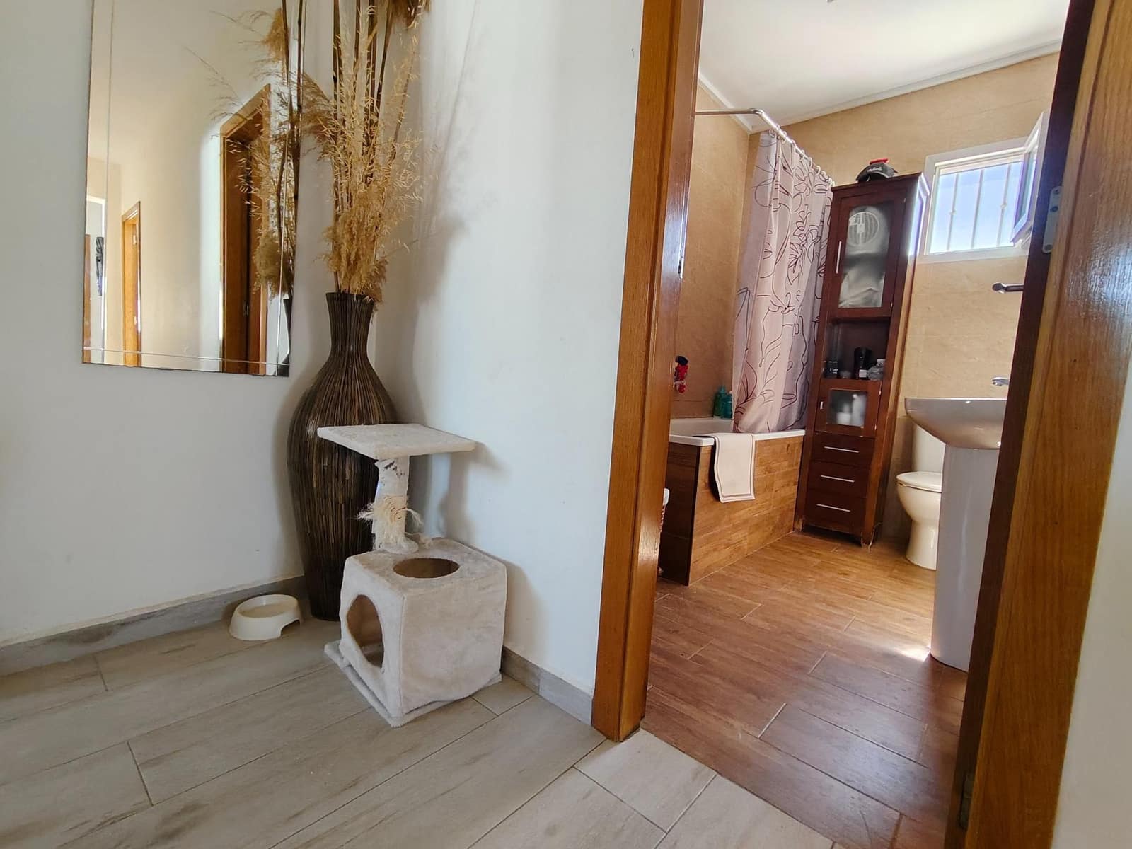 3 bedroom Villa for sale in Torrevieja with pool - € 410,000 (Ref: 9806609)