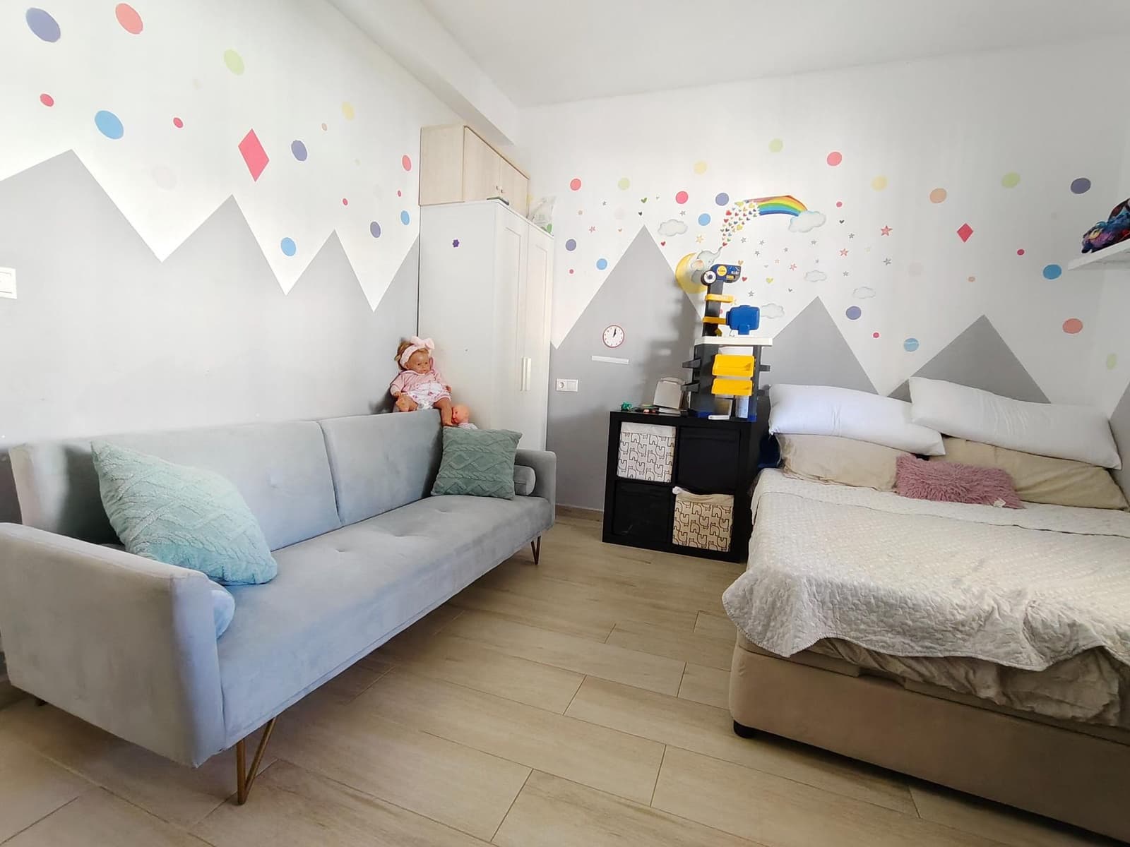 3 bedroom Villa for sale in Torrevieja with pool - € 410,000 (Ref: 9806609)